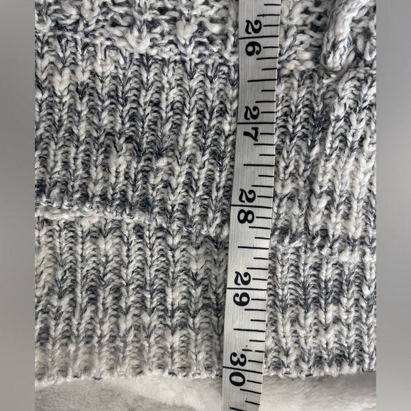 Free People Marled Gray and White Sweater Tunic Size Medium - Picture 4 of 6